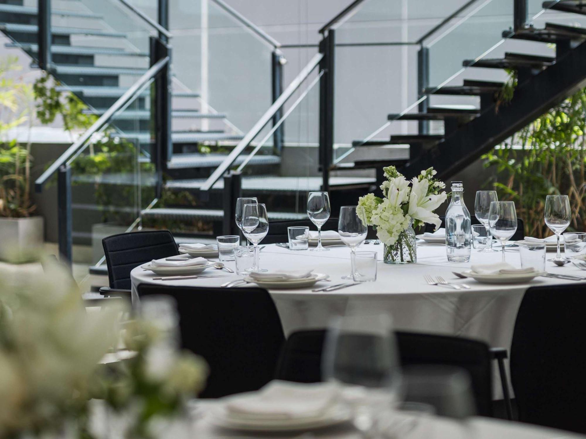 The Olsen Melbourne Art Series Luaran gambar The River Restaurant