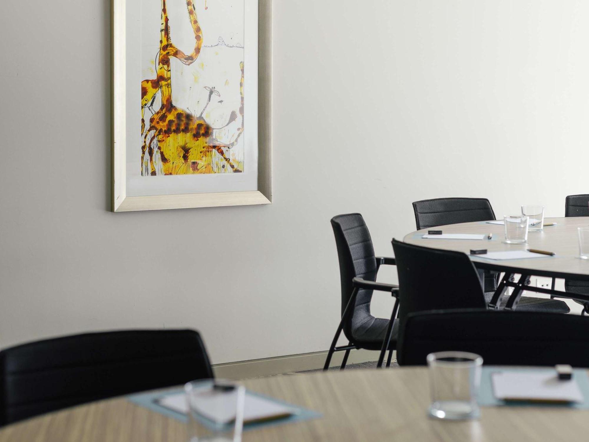 The Olsen Melbourne Art Series Luaran gambar A painting by the artist