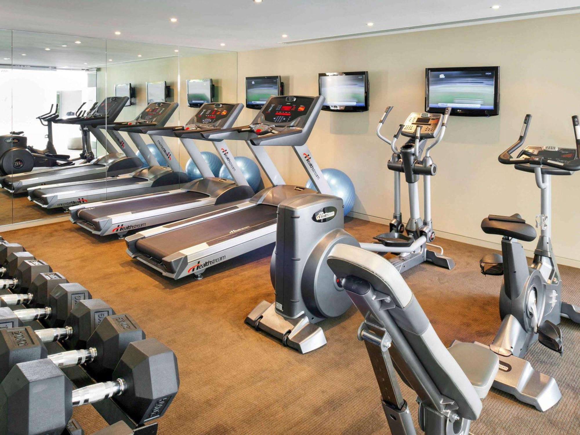 The Olsen Melbourne Art Series Luaran gambar A gym at a hotel