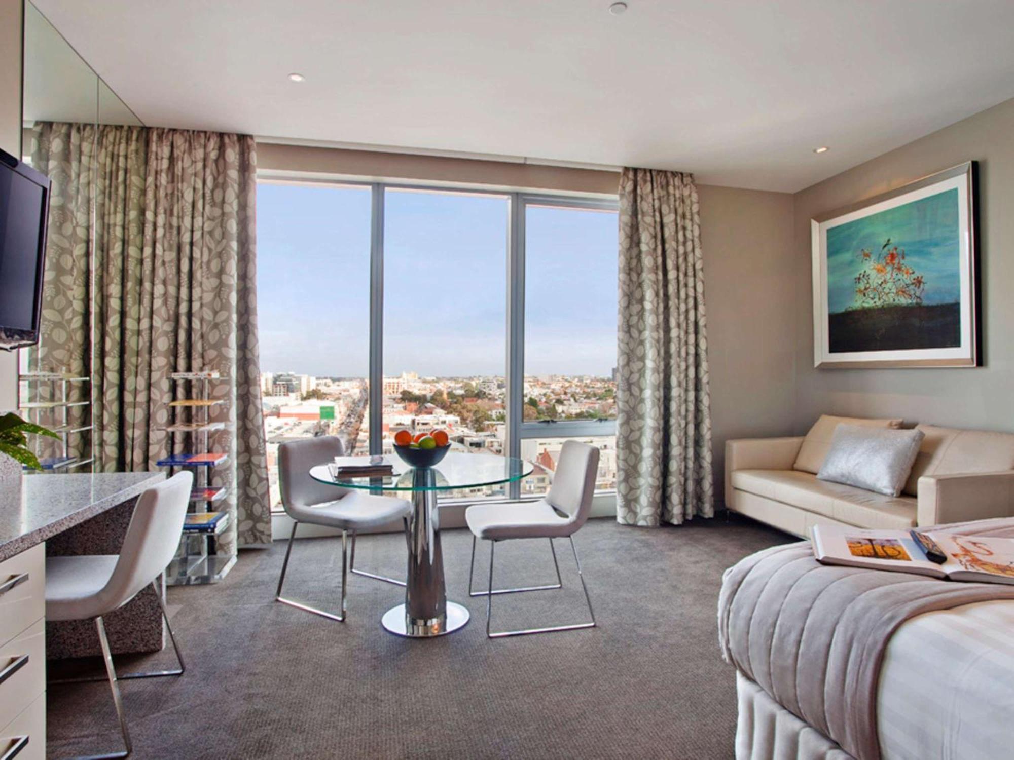 The Olsen Melbourne Art Series Luaran gambar A room at the Westin Palace, Tel Aviv